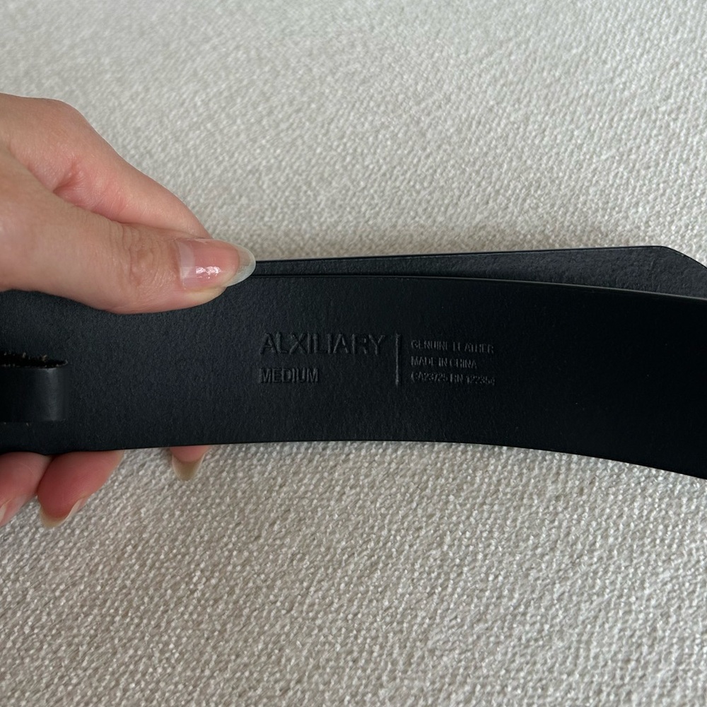 Aritzia Axillary Black Leather Belt with Gold Buckle - Picture 5 of 5